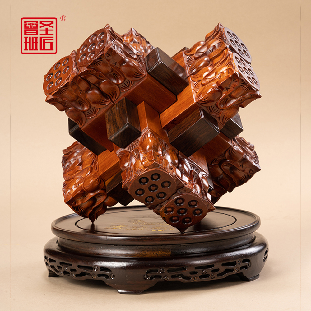 桌面雅赏丨莲花出淤泥而不染，立体雕刻蕴含匠心，收藏赠礼皆为上品